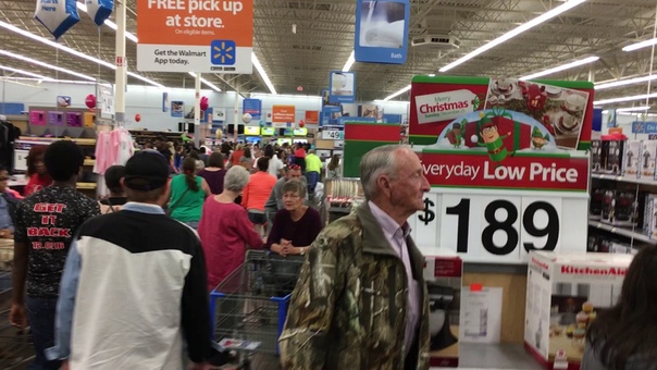 Black Friday Walmart Is Crazy Many Louisiana