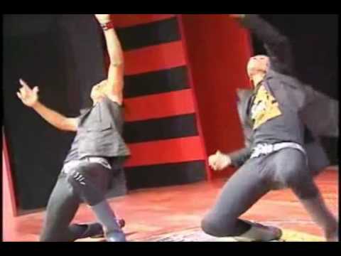 Card Unit Dancers Bogle