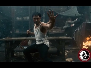 Warrior. Fights with nunchaku (er jie gun)