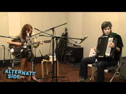 Karen Elson Pretty Babies ( Live at WFUV, The Alternate