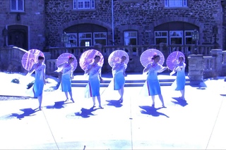 Chinese Umbrella Dance 太湖美伞舞
