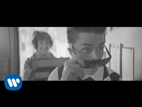 Green Day Back In The USA ( Official Music