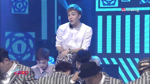 140829 예쁘게 입고 나와 on Simply