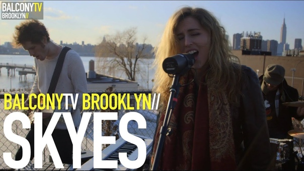 SKYES QUARKS ( Balcony