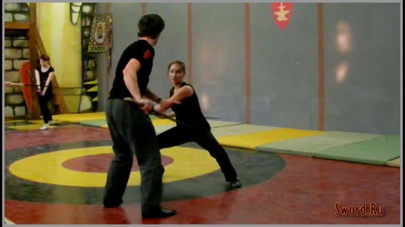 Evading longsword game