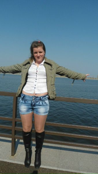 №123, Оля Сташкевич, 33 года, Тополи №123, Оля Сташкевич, 33 года, Тополи