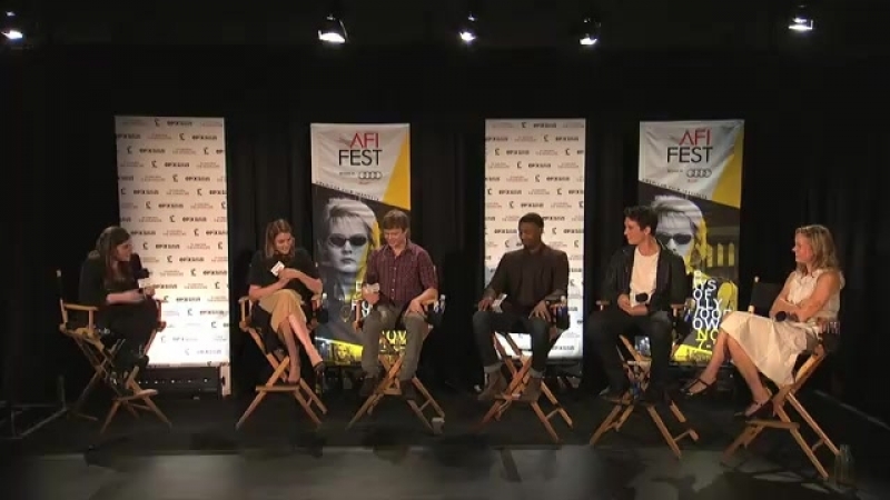 2013 год, 8 ноября Круглый стол The Los Angeles Times Young Hollywood в рамках