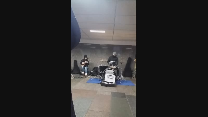 Moscow street music. Баста Сансара.