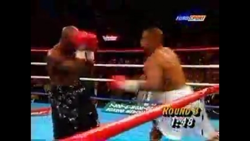 Roy Jones vs James