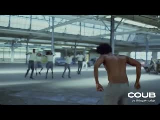 Gambino Stronk!