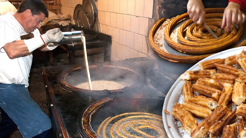 CHURROS artesanos. Elaboración tradicional de masa y roscas en la Churrería La Mañueta,