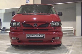 Volkswagen Transporter T4 Multivan (1997) Exterior and Interior in 3D